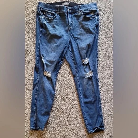 torrid Distressed Dark Blue High-Rise bombshell Skinny Jeans - Picture 13 of 15